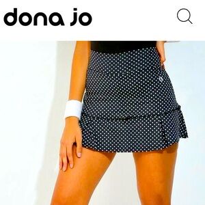 DONA JO pickle ball / tennis / golf Skort Black & white Polka Dot size LARGE